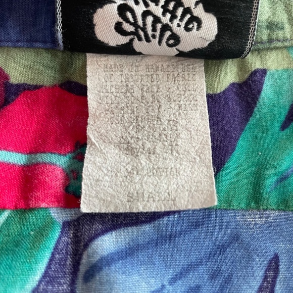 Hawaiian Shirt, SMALL Hawaiian Top, Button Down, Luau Shirt, Vintage - Picture 6 of 10